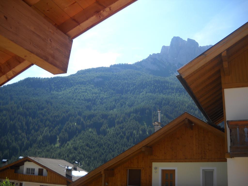 Villetta Enrosadira Vigo di Fassa Quarto foto